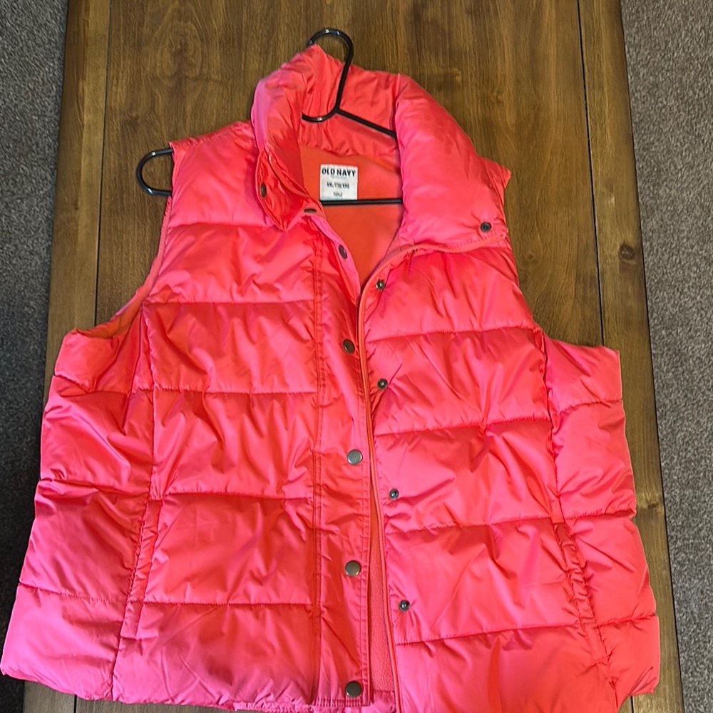 Old Navy Coral Puffer Vest